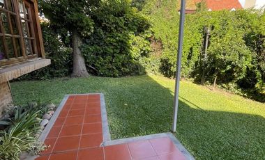 Casa de cuatro ambientes a la venta