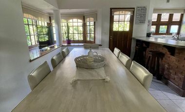 Casa de cuatro ambientes a la venta