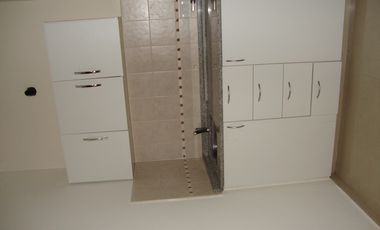 LOCAL COMERCIAL A LA CALLE, EN VILLA CARLOS PAZ, ALQUILER ANUAL