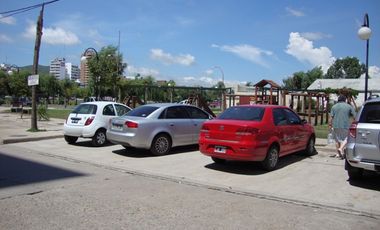 LOCAL COMERCIAL A LA CALLE, EN VILLA CARLOS PAZ, ALQUILER ANUAL