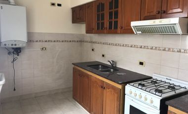 Departamento en Venta en Ciudad del Libertador General José de San Martín, San Martín, Buenos Aires