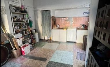 Casa 5 ambientes con quincho en venta en San Jose