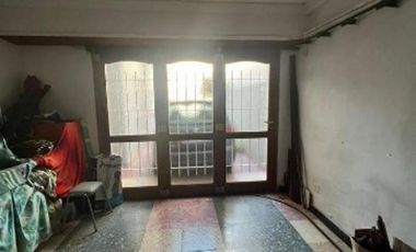 Casa 5 ambientes con quincho en venta en San Jose