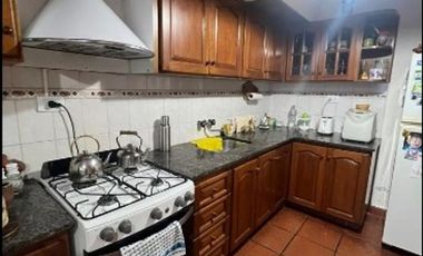 Casa 5 ambientes con quincho en venta en San Jose
