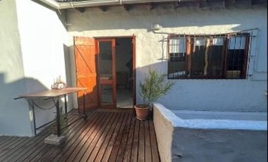 Casa 5 ambientes con quincho en venta en San Jose