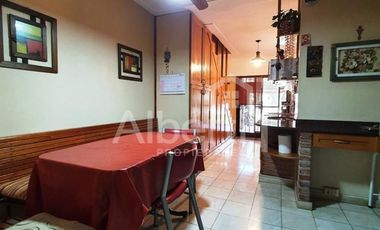 VENTA HERMOSO CHALET EN HAEDO- BARRIO GÜEMES.