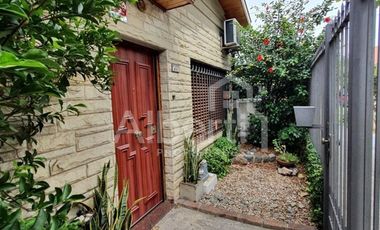 VENTA HERMOSO CHALET EN HAEDO- BARRIO GÜEMES.