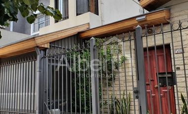 VENTA HERMOSO CHALET EN HAEDO- BARRIO GÜEMES.