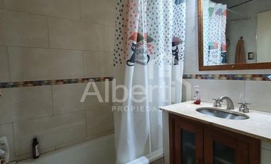 VENTA HERMOSO CHALET EN HAEDO- BARRIO GÜEMES.