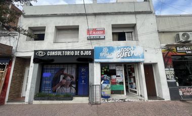 Venta en Block en El Centro de Lomas de Zamora.