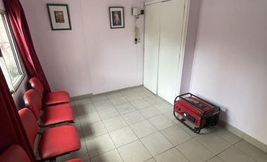Venta en Block en El Centro de Lomas de Zamora.