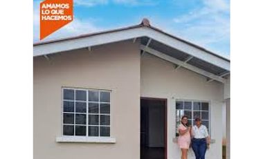 HERMOSA CASA DE 60 MTS2 EN LA FELICIDAD (CHORRERA)