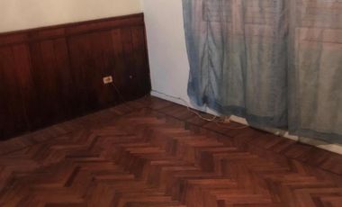 CHALET DE 4 AMBIENTES BANFIELD