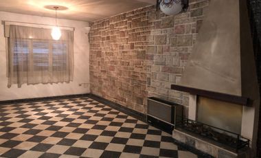 CHALET DE 4 AMBIENTES BANFIELD