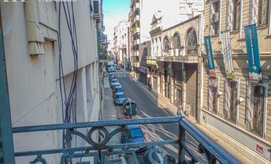 EDIFICIO EN BLOCK de 1877 M2 con atención al público y depósito en Alquiler Sin expensas