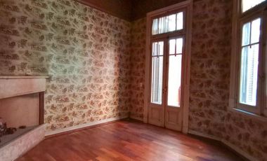 EDIFICIO EN BLOCK de 1877 M2 con atención al público y depósito en Alquiler Sin expensas