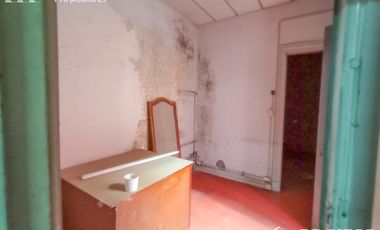 EDIFICIO EN BLOCK de 1877 M2 con atención al público y depósito en Alquiler Sin expensas