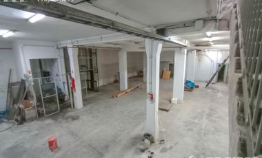 EDIFICIO EN BLOCK de 1877 M2 con atención al público y depósito en Alquiler Sin expensas