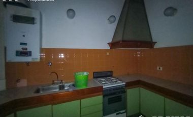 EDIFICIO EN BLOCK de 1877 M2 con atención al público y depósito en Alquiler Sin expensas