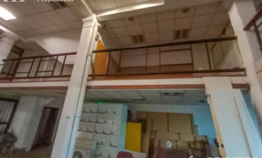 EDIFICIO EN BLOCK de 1877 M2 con atención al público y depósito en Alquiler Sin expensas