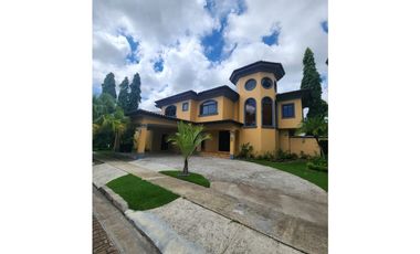 Alquiler Casa en Costa del Este, La Antigua