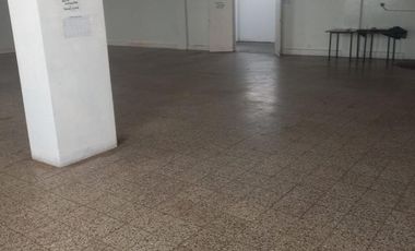 ALQUILER - EXCELENTES OFICINAS DE 200 M2 EN PARQUE INDUSTRIAL - FLORIDA OESTE