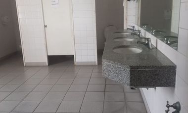 ALQUILER - EXCELENTES OFICINAS DE 200 M2 EN PARQUE INDUSTRIAL - FLORIDA OESTE