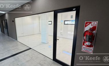 Local comercial con cochera a estrenar - Hudson - Berazategui