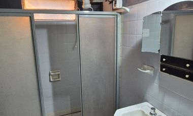 MUY LINDA CASA EN ALQUILER ( USO VIVIENDA U OFICINA) EXCELENTE UBICACIÓN.-