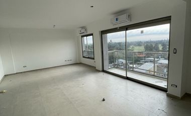 VENTA DE OFICINAS SEMIPISO - CENTRO DE HURLINGHAM
