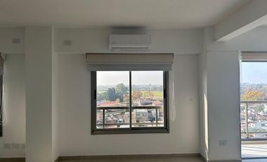 VENTA DE OFICINAS SEMIPISO - CENTRO DE HURLINGHAM