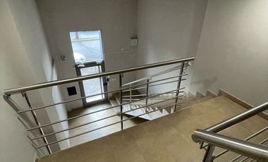 VENTA DE OFICINAS SEMIPISO - CENTRO DE HURLINGHAM