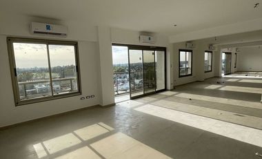 VENTA DE OFICINAS SEMIPISO - CENTRO DE HURLINGHAM