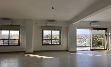 VENTA DE OFICINAS SEMIPISO - CENTRO DE HURLINGHAM