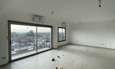 VENTA DE OFICINAS SEMIPISO - CENTRO DE HURLINGHAM