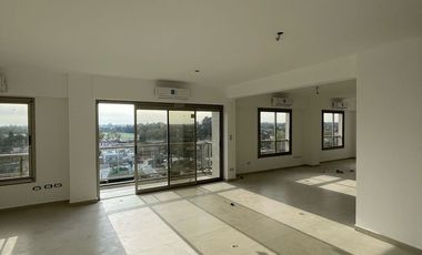 VENTA DE OFICINAS SEMIPISO - CENTRO DE HURLINGHAM