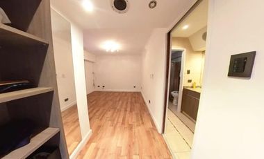 Excelente Chalet en dos plantas con pileta climatizada y quincho en Banfield Este