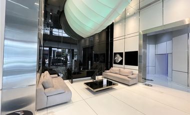 PH YACHT CLUB / AVENIDA BALBOA / VENTA