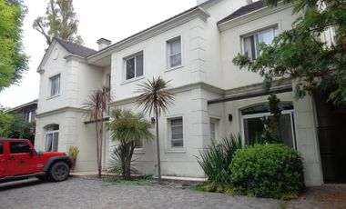 CASA EN VENTA EN FINCAS DE IRAOLA