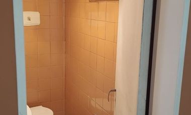 ALQUILER - CONSULTORIO/ OFICINA - MORON