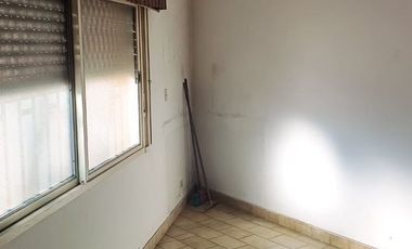 ALQUILER - CONSULTORIO/ OFICINA - MORON