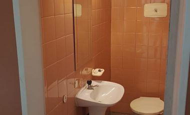 ALQUILER - CONSULTORIO/ OFICINA - MORON