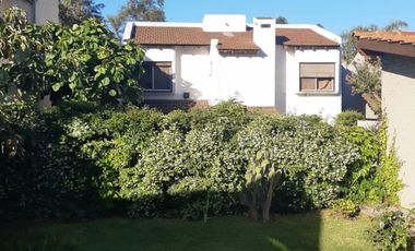 Venta de Chalent en Country San Miguel de Ghiso Bella Vista.