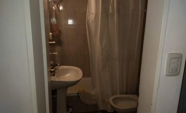 Venta / casa 4 ambientes / Lote 10 x 36 /Castelar
