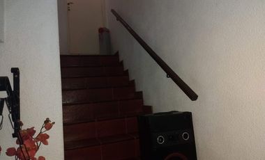 Venta / casa 4 ambientes / Lote 10 x 36 /Castelar