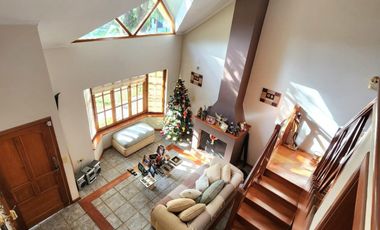 INCREIBLE CASA CON PISCINA