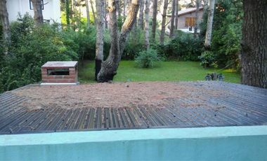 HERMOSO CHALET EN DOS PLANTAS EN COSTA DEL ESTE EXCELENTE UBICACION.