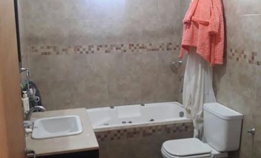 Excelente propiedad reciclada a nuevo.