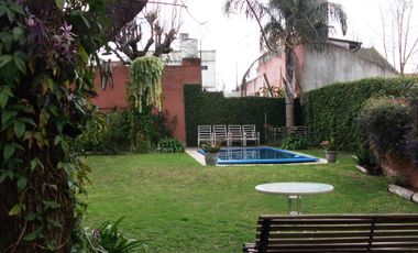 AMPLIO CHALET EN 2 PLANTAS - LOTE DE 440 M2