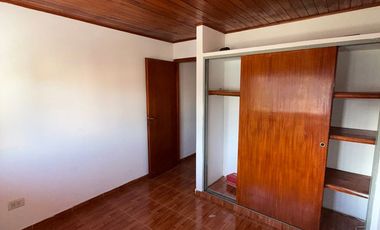 Alquiler duplex 3 ambientes con patio cochera Rafael Castillo